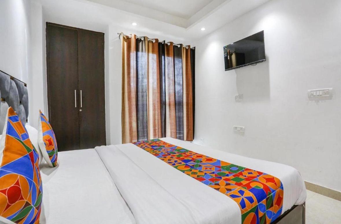 Hotel Aiims 뉴델리 외부 사진