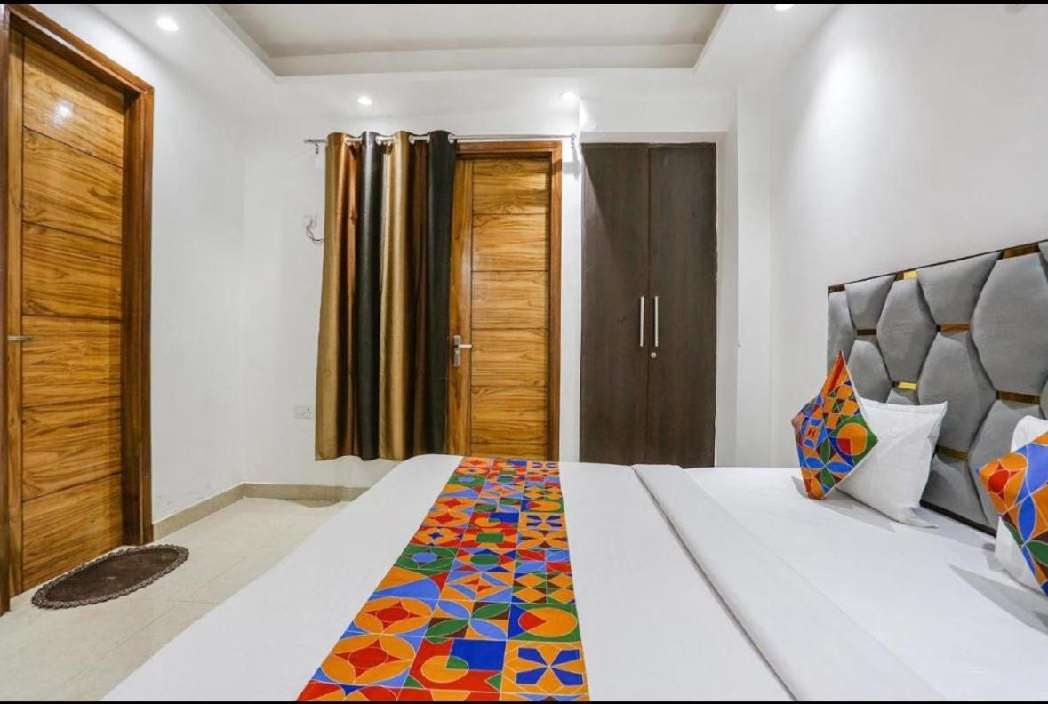 Hotel Aiims 뉴델리 외부 사진