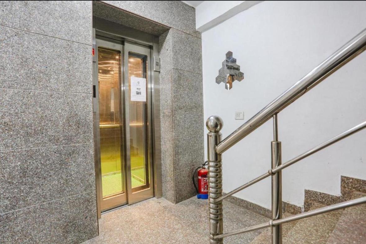 Hotel Aiims 뉴델리 외부 사진