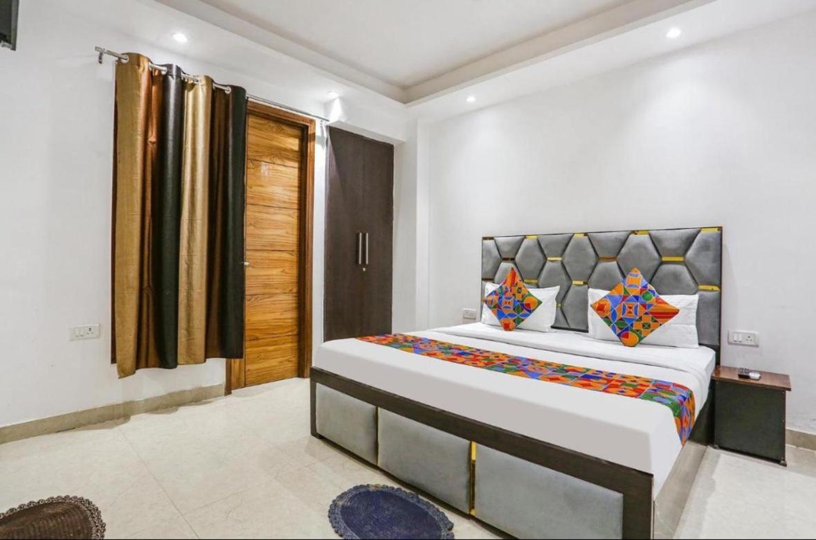 Hotel Aiims 뉴델리 외부 사진